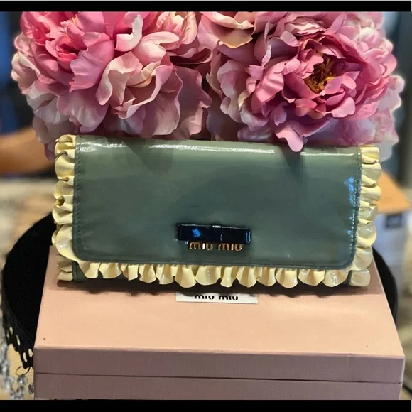 Miu Miu Authentic Wallet With Ribbon Frill. PRECIOUS!! - Picture 1 of 8